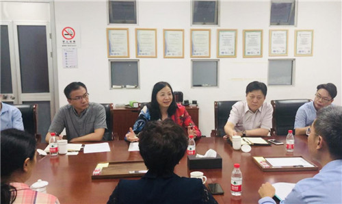 闵行区科委和市场监督管理局联合调研上海华茂药业有限公司