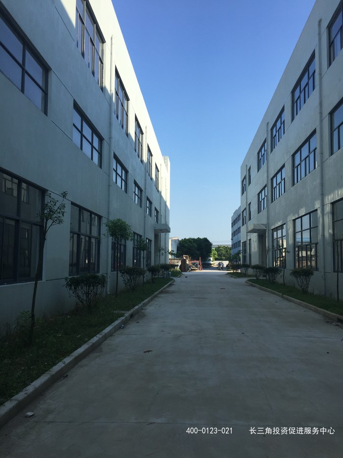 g2097金山枫泾镇王圩东路新建厂房出租 证件齐全 独门独院 0.55元起 多层厂房