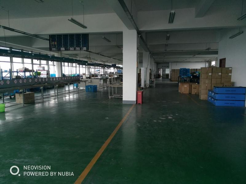 a8339 青浦区青浦工业园区内新胜路 多层厂房办公楼 可分割出租 楼上0.8元起