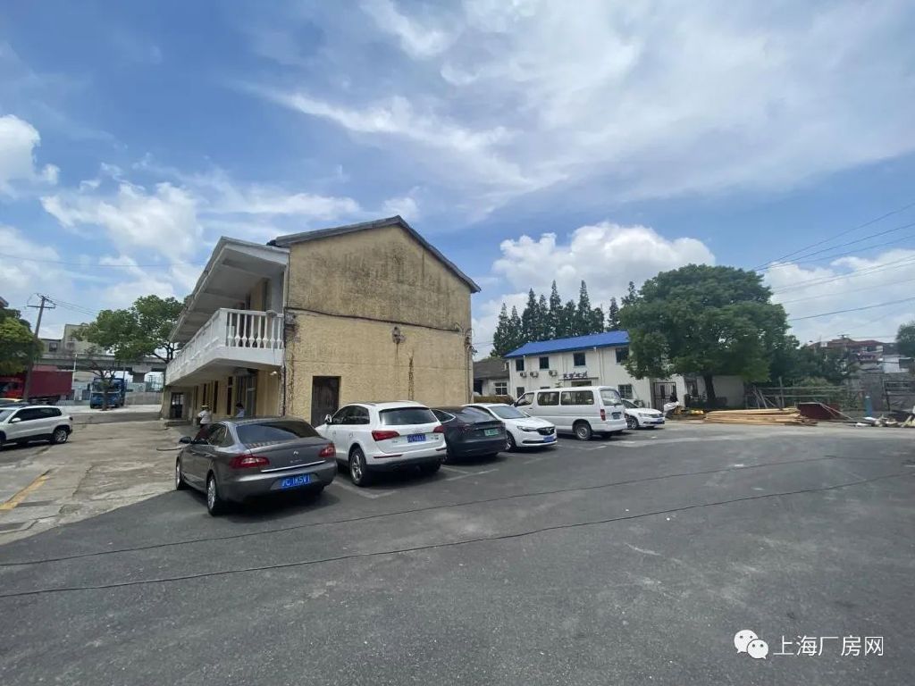 上海闵行区梅陇镇虹梅南路靠双柏路,新出单一层厂房仓库出租 40平起租