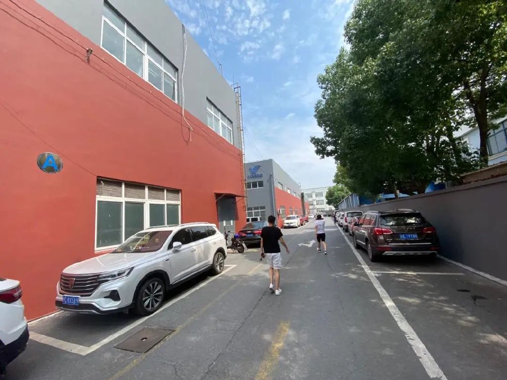 上海闵行莘庄工业区单层厂房出租 层高8米 104板块可环评注册